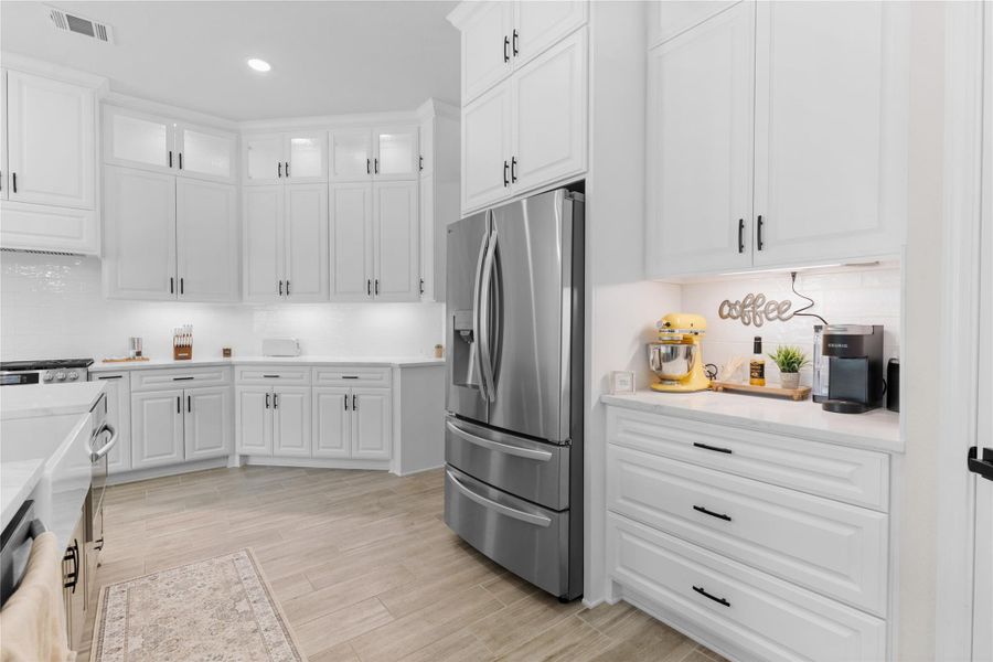 Furnished interior view inside a new home in Bentwater, Montgomery (Image 36).