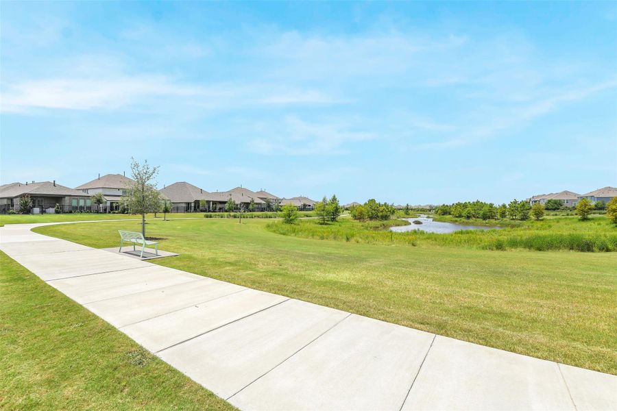 Community amenities in , Cypress (Image 38).
