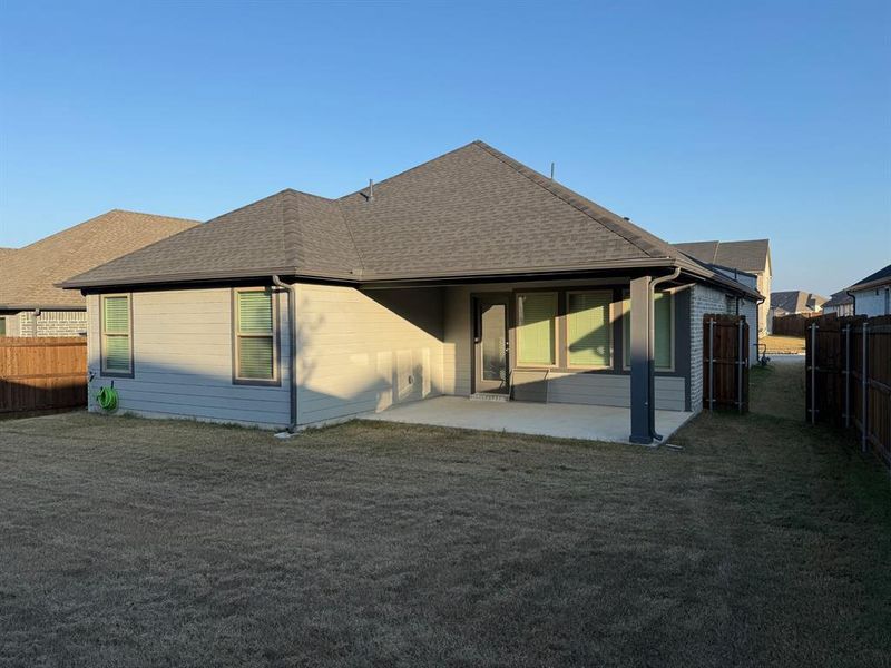 Exterior details and patio area of a home in , Lavon (Image 4).