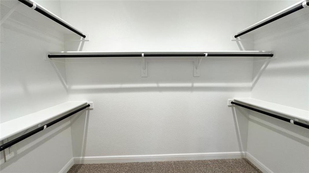 Spacious, unfurnished interior of a new home in Rock Creek Ranch, Fort Worth (Image 18).