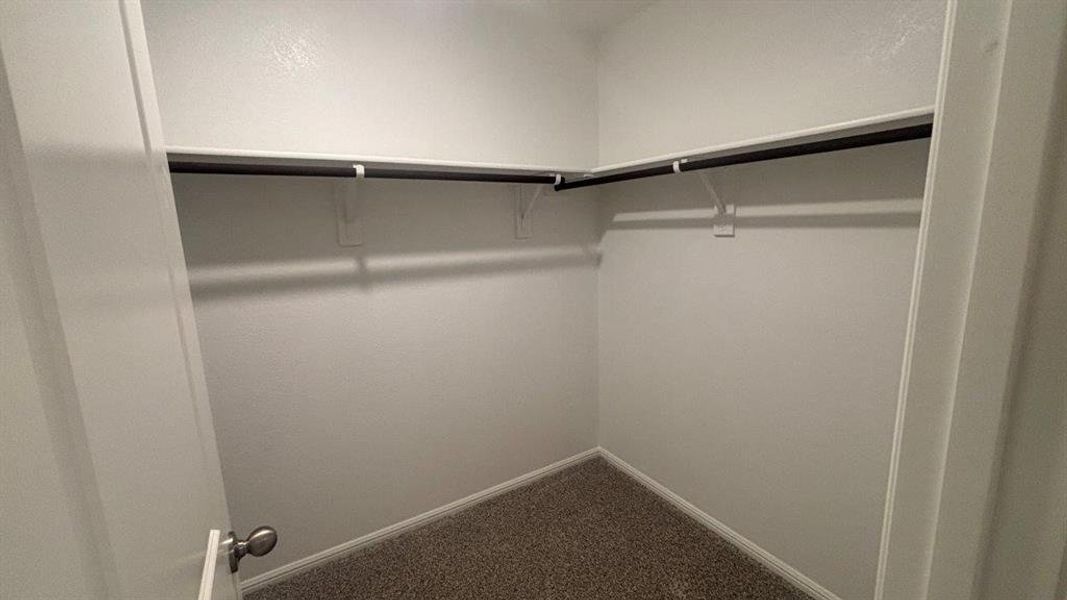 Spacious, unfurnished interior of a new home in Highlands at Chapel Creek, Fort Worth (Image 10).