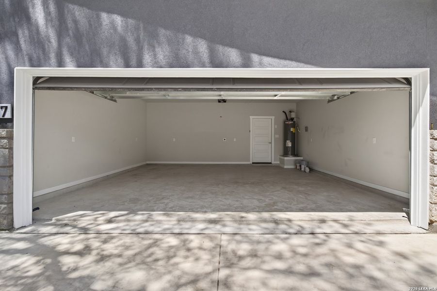 Spacious, unfurnished interior of a new home in , San Antonio (Image 19). Spacious, unfurnished interior of a new home in , San Antonio (Image 19).