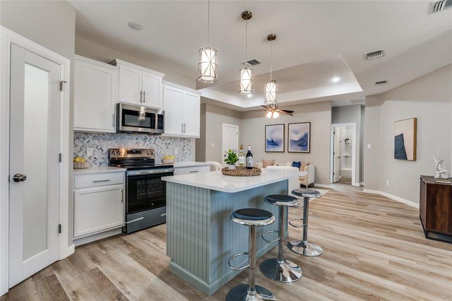 Furnished interior view inside a new home in , Fort Worth (Image 8).