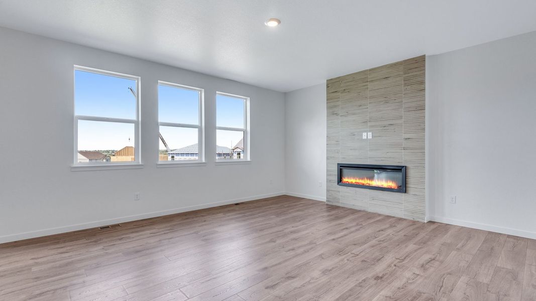 Spacious, unfurnished interior of a new home in Trails at Crowfoot, Parker (Image 12). Spacious, unfurnished interior of a new home in Trails at Crowfoot, Parker (Image 12).