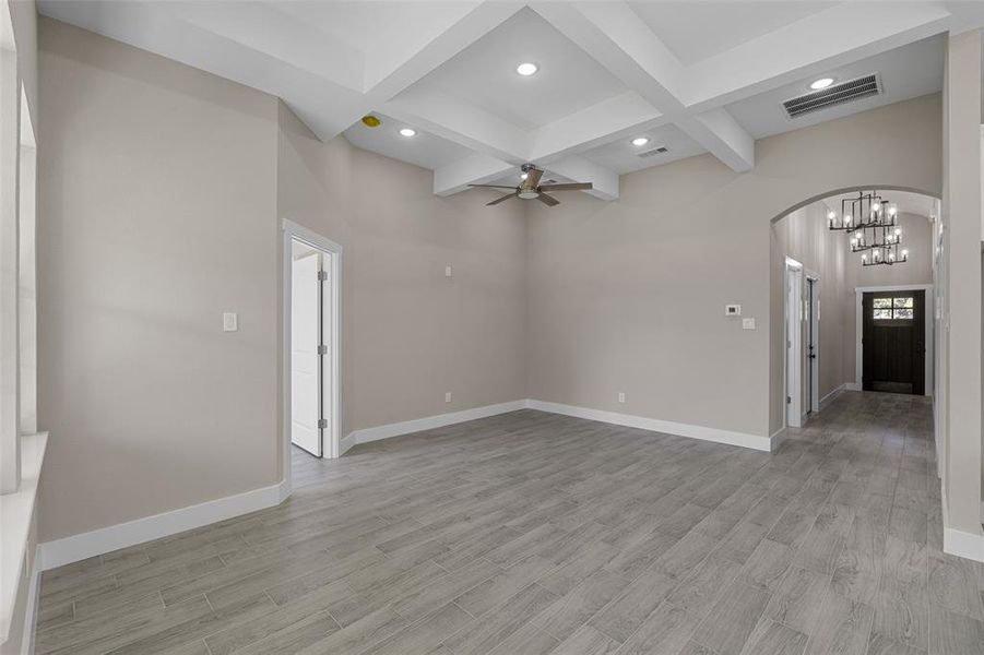 Spacious, unfurnished interior of a new home in , Granbury (Image 22).