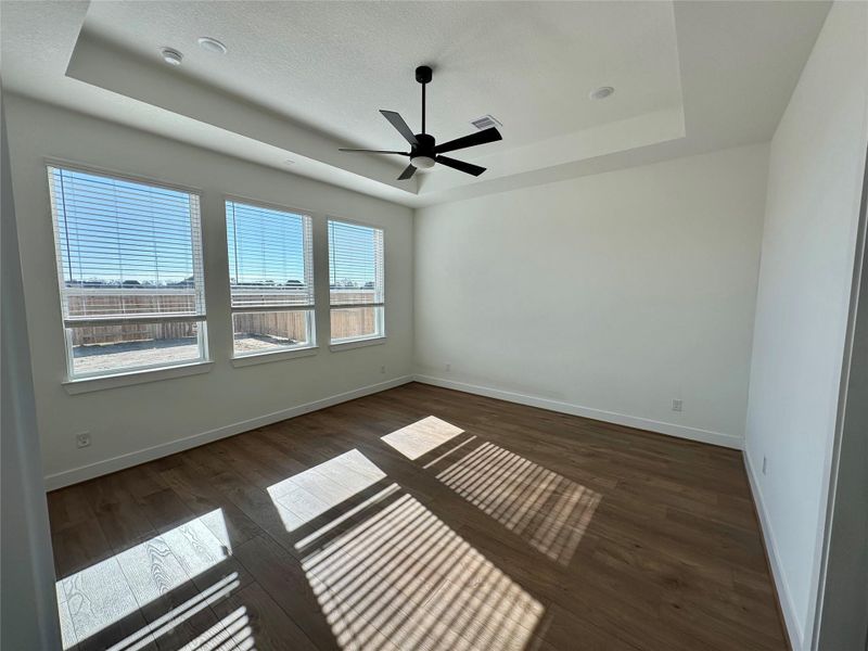Spacious, unfurnished interior of a new home in Briarley, Montgomery (Image 27).