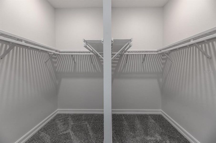 Spacious, unfurnished interior of a new home in Southern Hills Plantation, Brooksville (Image 21).