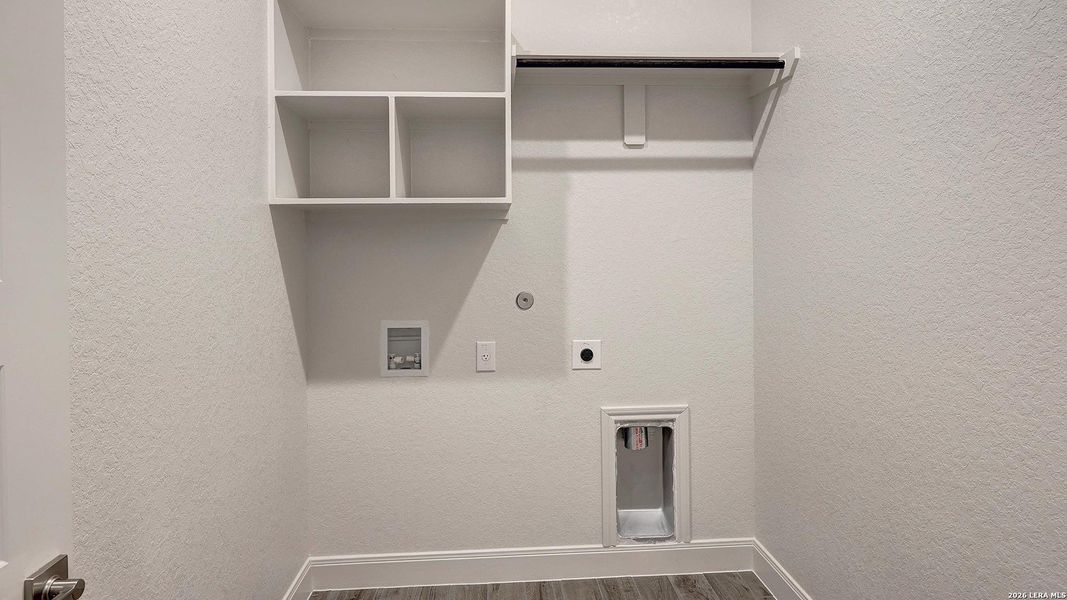 Spacious, unfurnished interior of a new home in Kallison Ranch, San Antonio (Image 21).