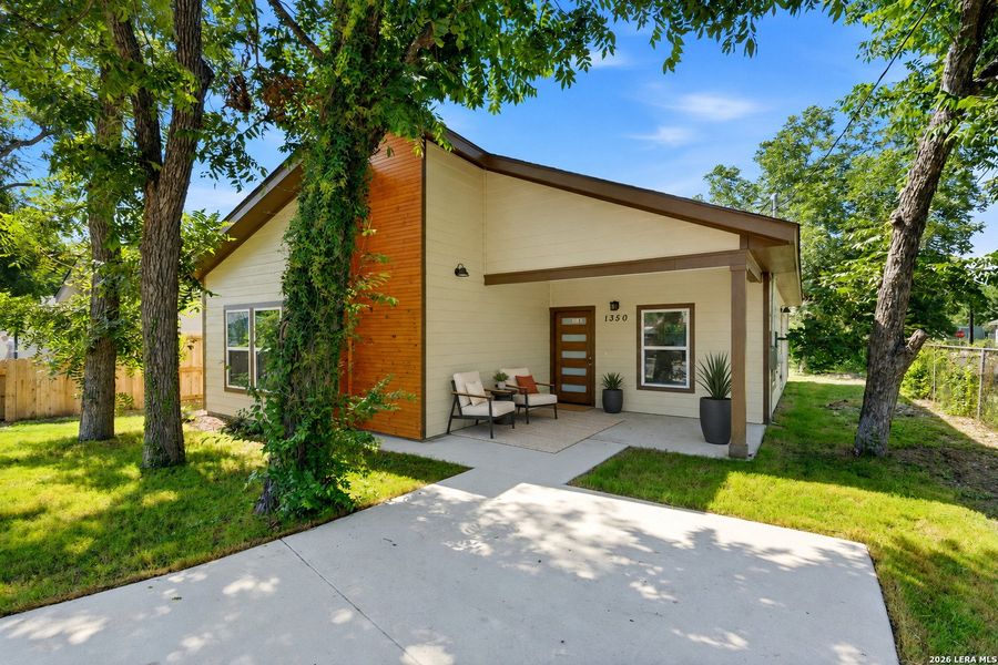 Exterior details and patio area of a home in , San Antonio (Image 20). Exterior details and patio area of a home in , San Antonio (Image 20).