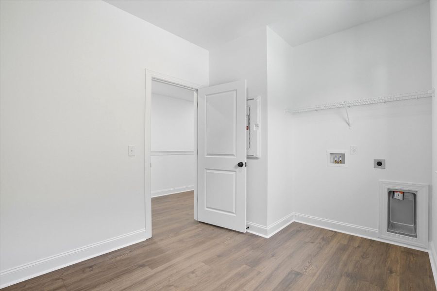 Spacious, unfurnished interior of a new home in , Johns Island (Image 17).