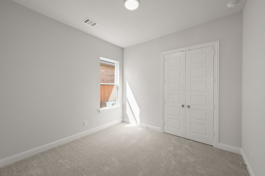 Spacious, unfurnished interior of a new home in Bridgewater, Midlothian (Image 23).