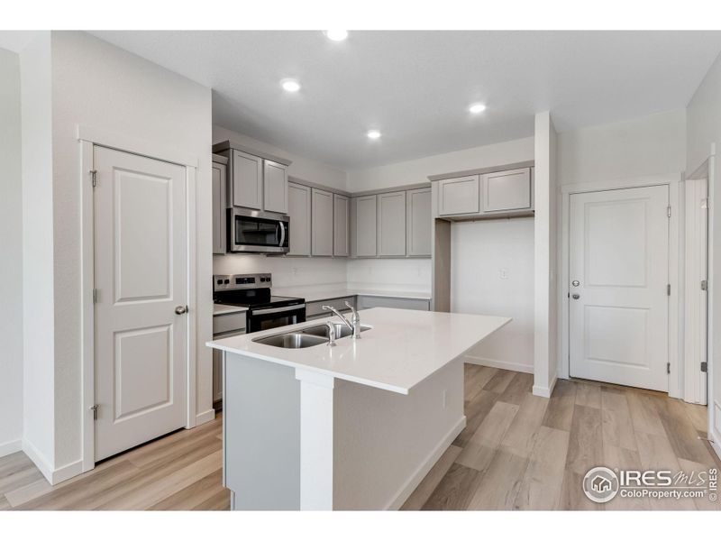 Furnished interior view inside a new home in Vista Meadows, Fort Lupton (Image 5). Furnished interior view inside a new home in Vista Meadows, Fort Lupton (Image 5).