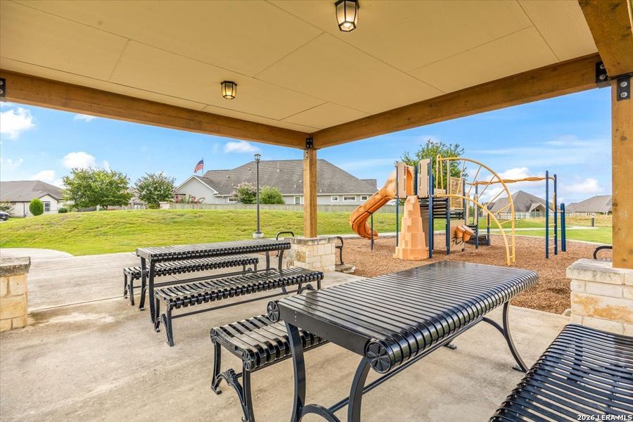 Community amenities in Foxbrook, Cibolo (Image 43).
