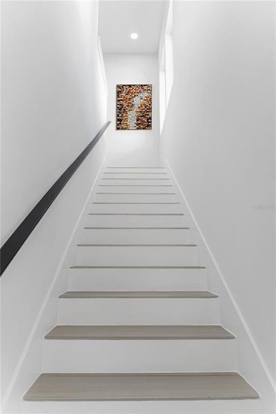 Spacious, unfurnished interior of a new home in , Orlando (Image 21).