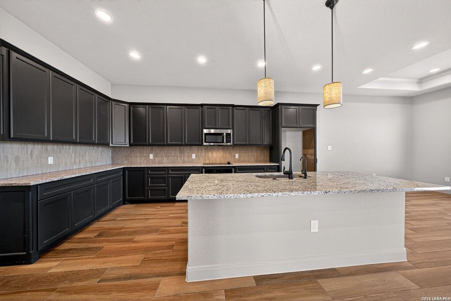 Furnished interior view inside a new home in Boehme Ranch, Castroville (Image 8).