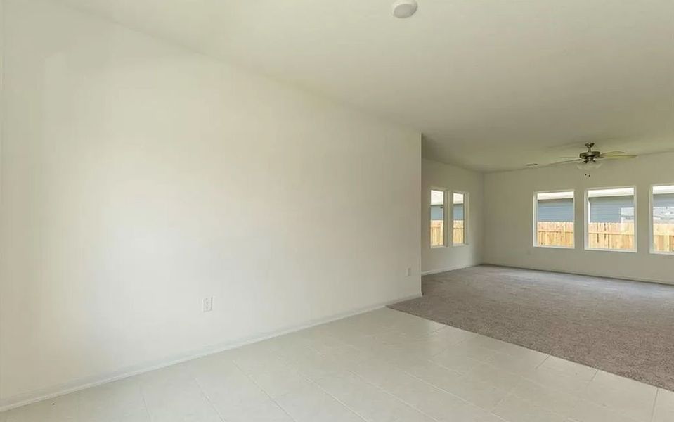 Spacious, unfurnished interior of a new home in Brooklands, Hutto (Image 15).