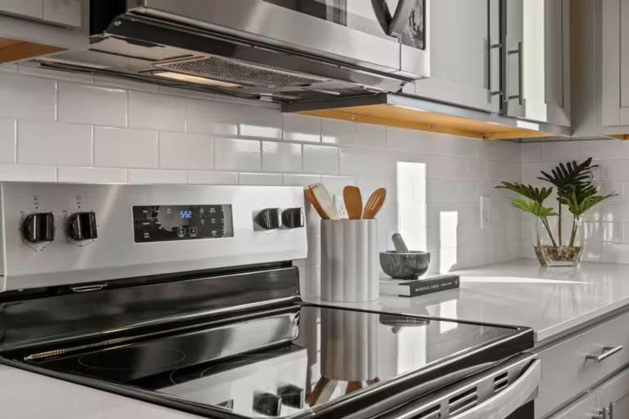 Photo of Centex model home with same floor plan, not of actual home listed. Photo of Centex model home with same floor plan, not of actual home listed.