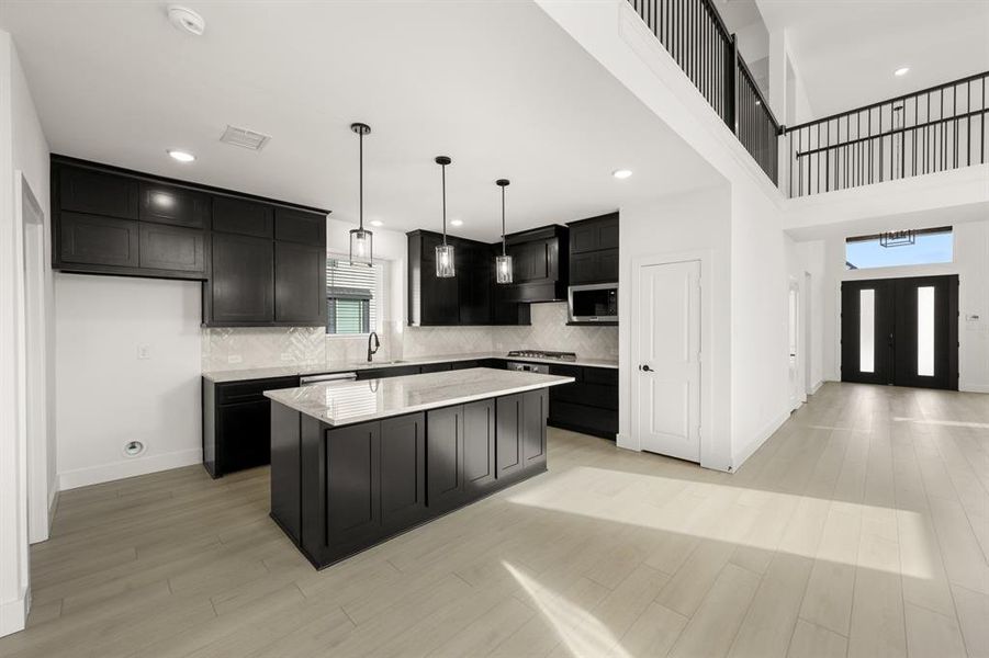 405 Newpark- Kitchen-2
