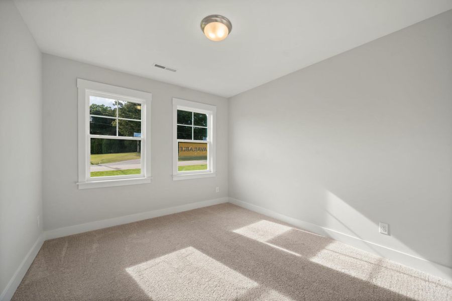 Spacious, unfurnished interior of a new home in Redland, Advance (Image 26).