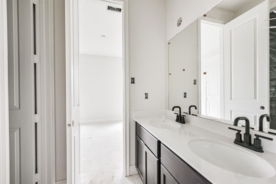 Image 11 of a home in . Image 11 of a home in .