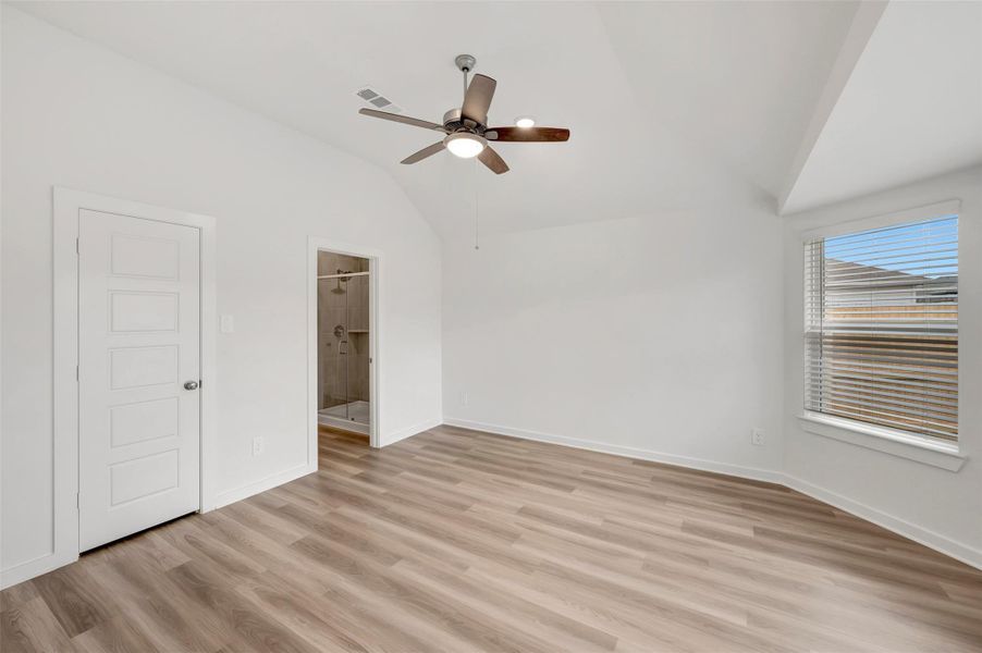 Spacious, unfurnished interior of a new home in Magnolia Ridge, Magnolia (Image 22).