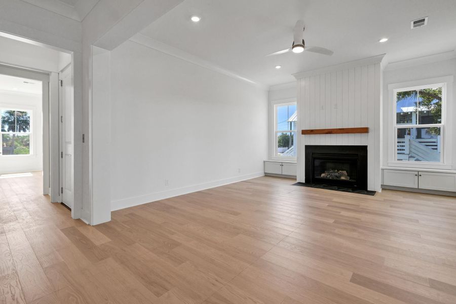 Spacious, unfurnished interior of a new home in , Edisto Island (Image 43). Spacious, unfurnished interior of a new home in , Edisto Island (Image 43).