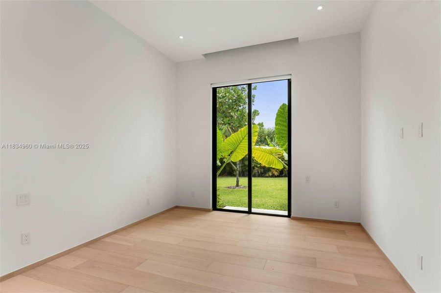 Image 21 of a home in . Image 21 of a home in .