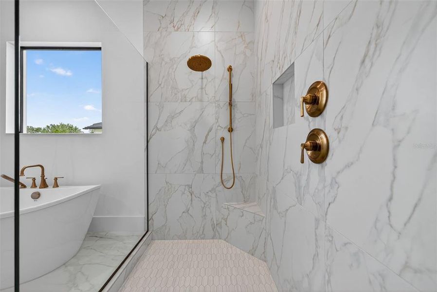 Image 85 of a home in .