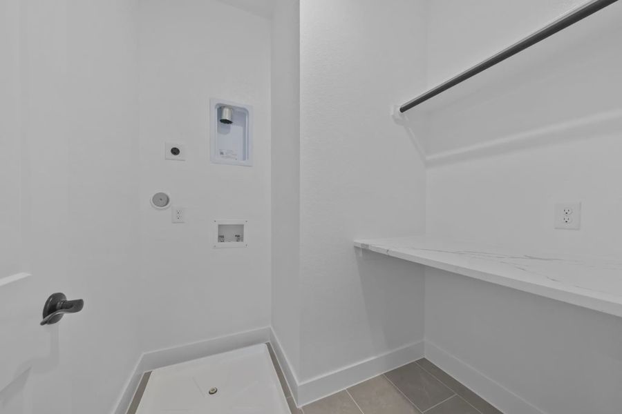 Spacious, unfurnished interior of a new home in Elyson Courtyard Collection, Katy (Image 15).