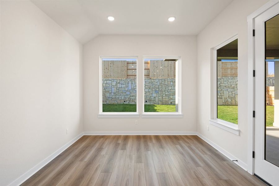 Spacious, unfurnished interior of a new home in Park Collection at Lariat, Liberty Hill (Image 32).