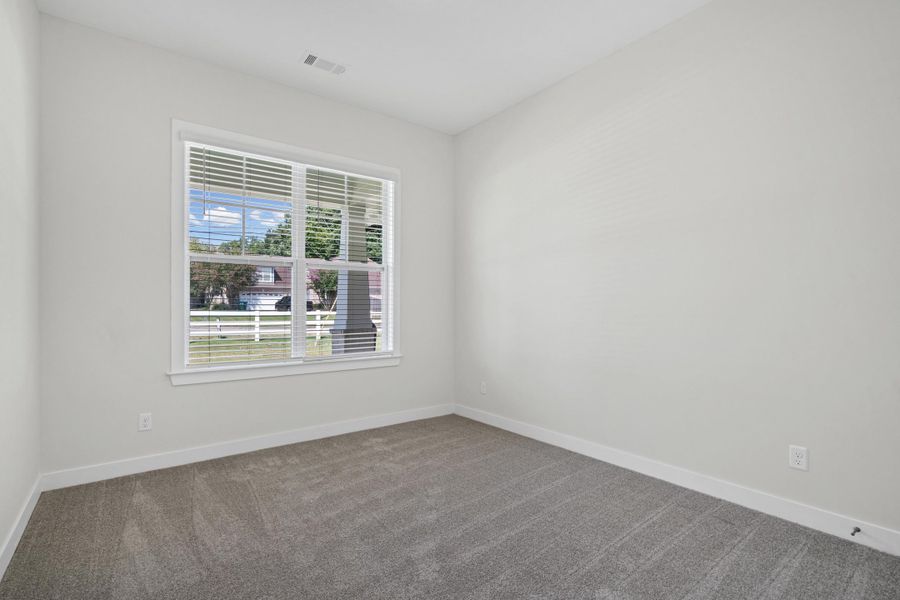 Spacious, unfurnished interior of a new home in Myers Park, Arlington (Image 20). Spacious, unfurnished interior of a new home in Myers Park, Arlington (Image 20).