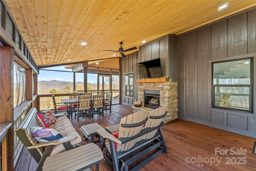 Community amenities in , Nebo (Image 40).