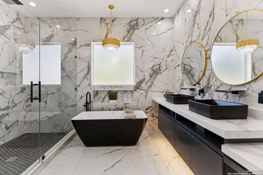 Furnished interior view inside a new home in , La Vernia (Image 12).