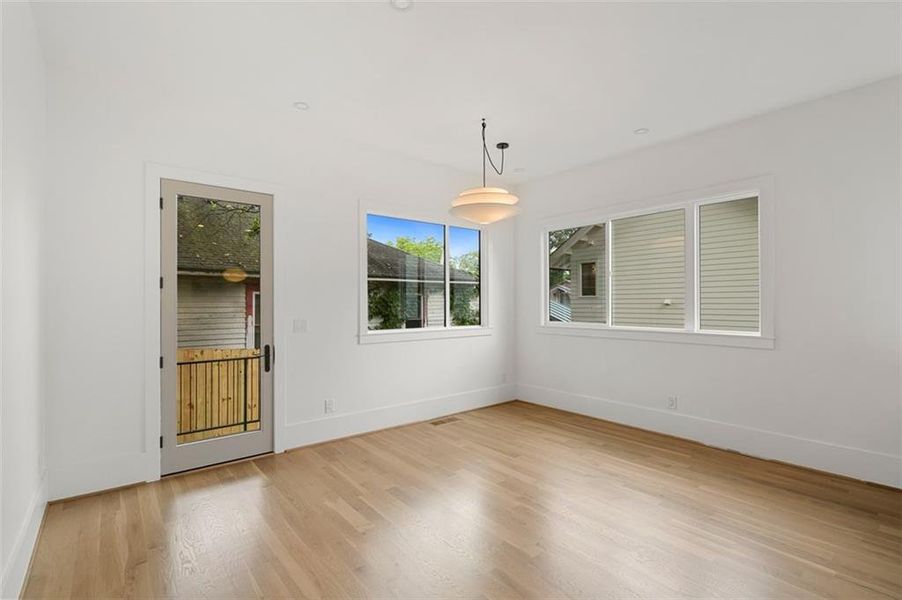 Spacious, unfurnished interior of a new home in , Atlanta (Image 22).