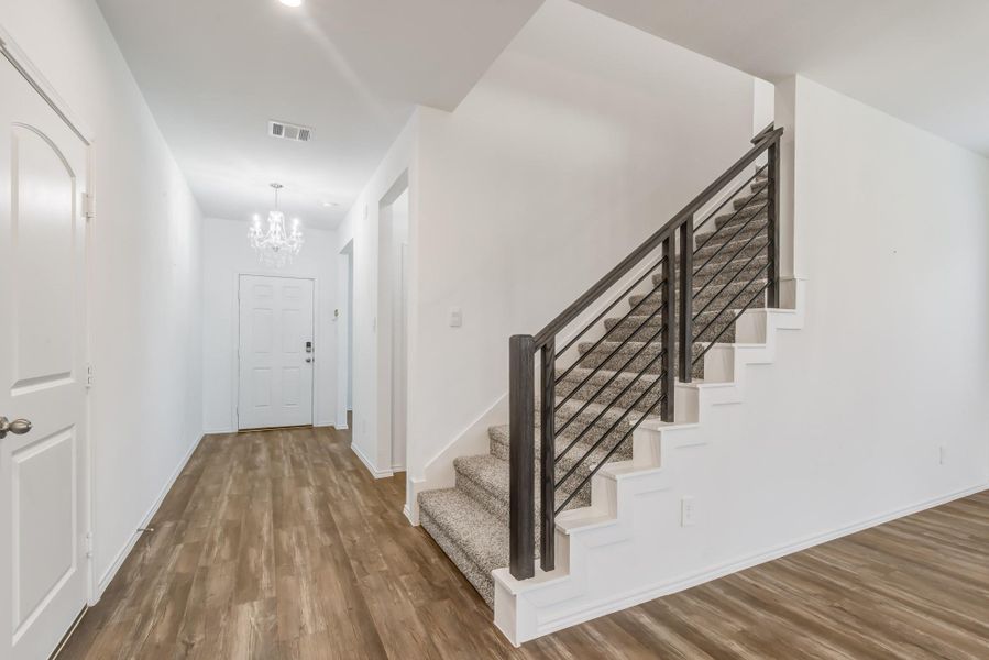 Spacious, unfurnished interior of a new home in River Ranch Meadows, Dayton (Image 22).