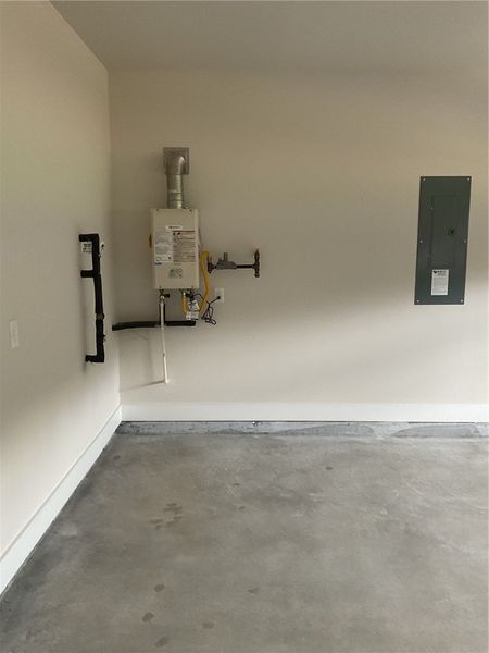 Gas tankless water heater