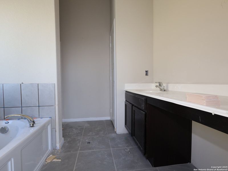In-progress construction of a new home in Hunters Ranch, San Antonio, TX (Image 21).