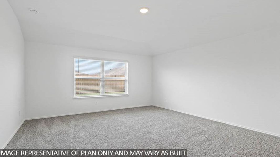 Spacious, unfurnished interior of a new home in Venetian Pines, Conroe (Image 7).