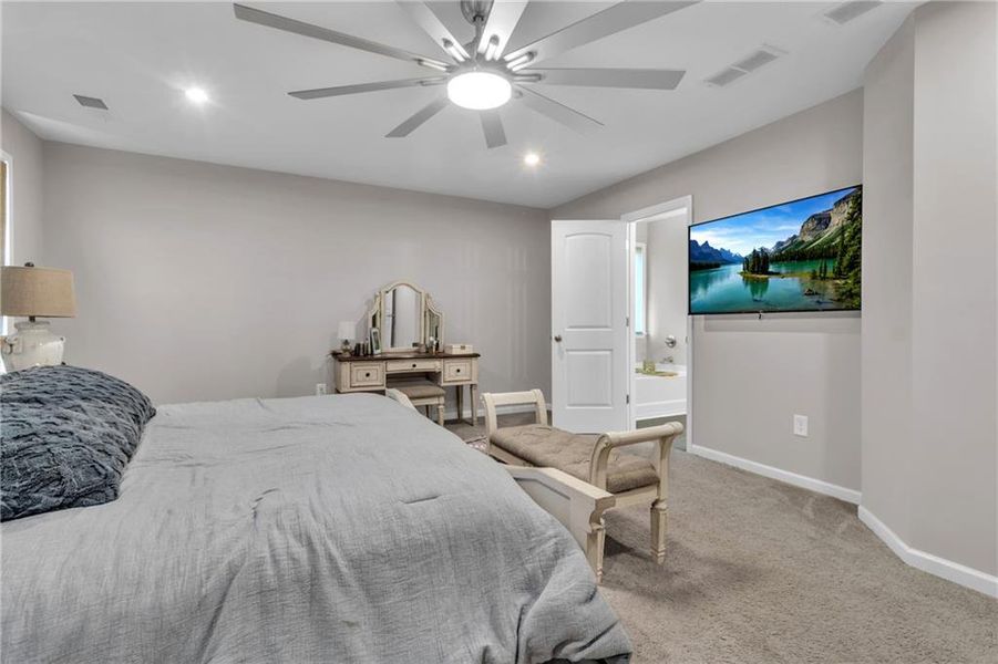 Furnished interior view inside a new home in Twin Lakes, Hoschton (Image 20).