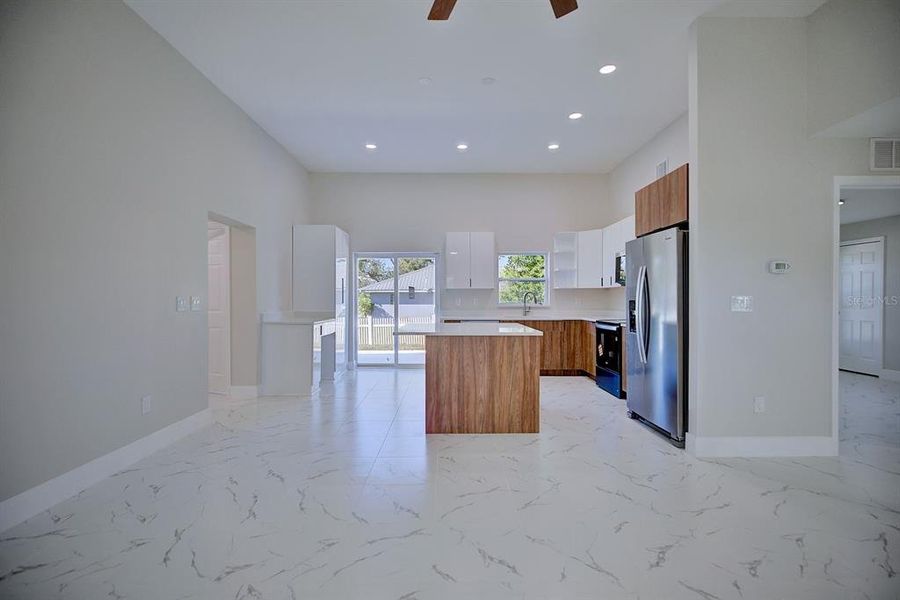 Furnished interior view inside a new home in , Avon Park (Image 7).
