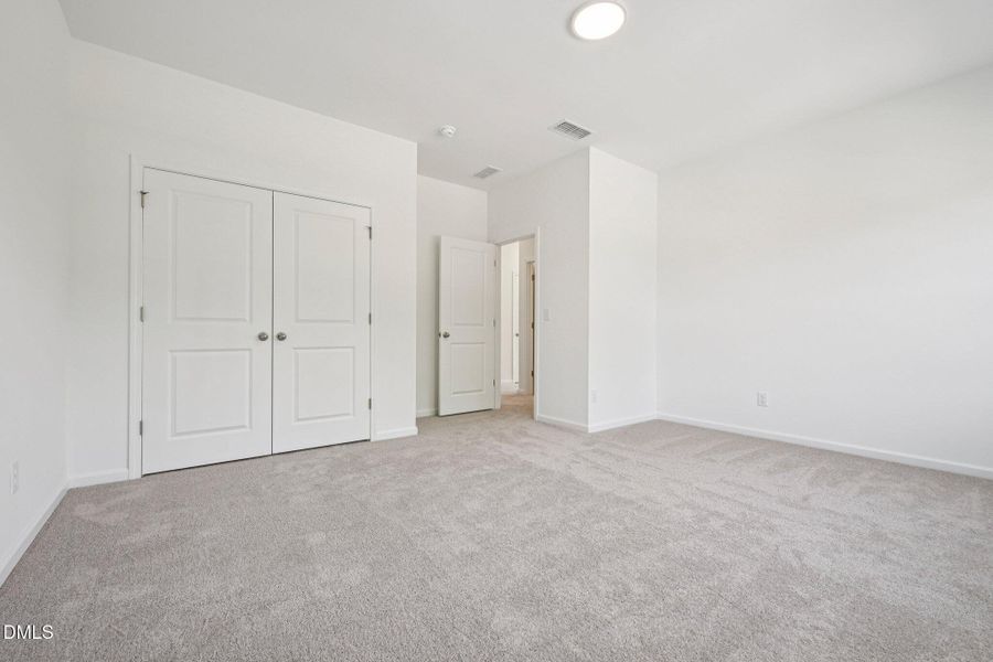 43-web-or-mls-Ken Dr-S1704-043