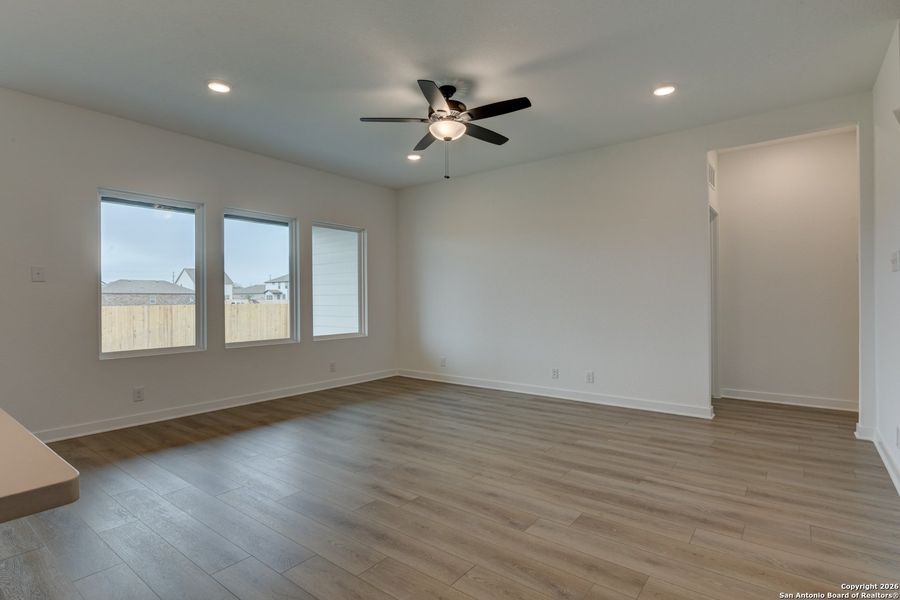 Spacious, unfurnished interior of a new home in The Heights at Saddlebrook Ranch 60's, Schertz (Image 20).