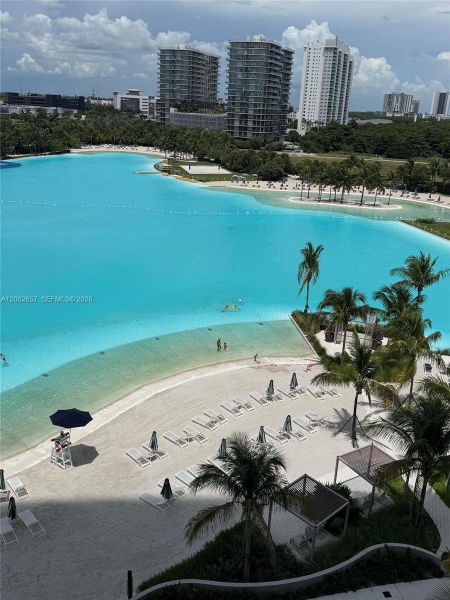 Condo located in North Miami, FL showcasing its design and architecture (Image 21). Condo located in North Miami, FL showcasing its design and architecture (Image 21).