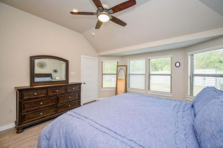 Furnished interior view inside a new home in Mustang Crossing, Alvin (Image 15).