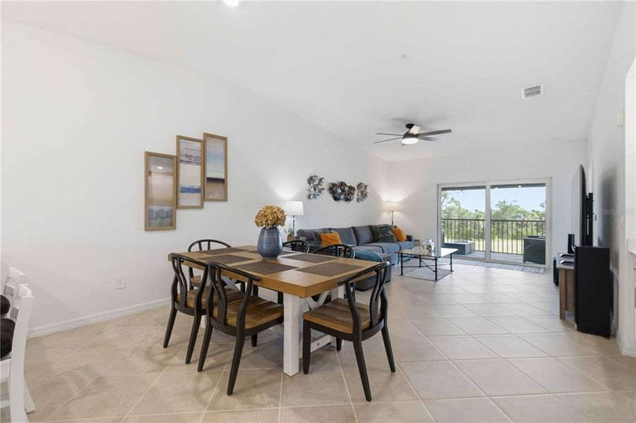 Furnished interior view inside a new home in , Venice (Image 33).