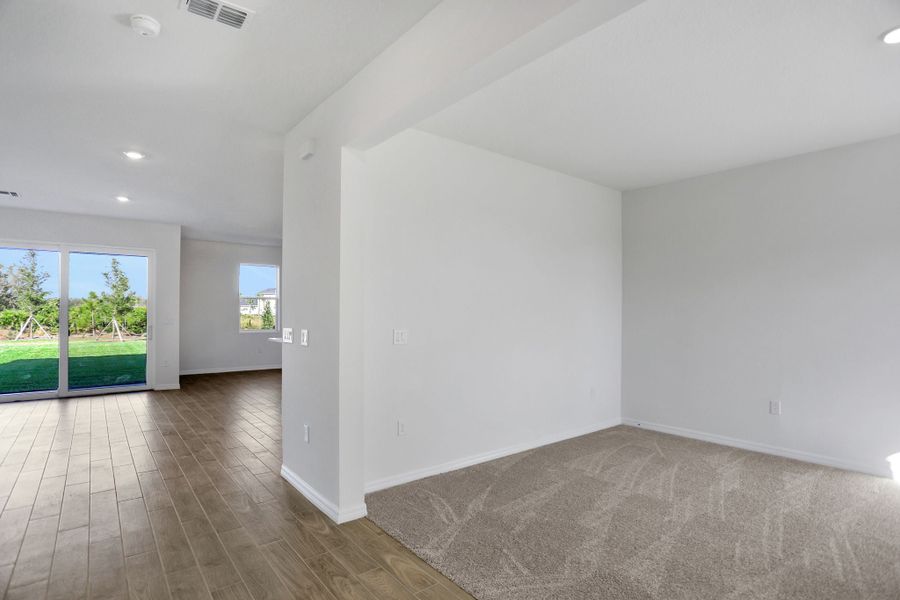 2,519sf New Home in Dade City, FL. - Slide 4 2,519sf New Home in Dade City, FL. - Slide 4