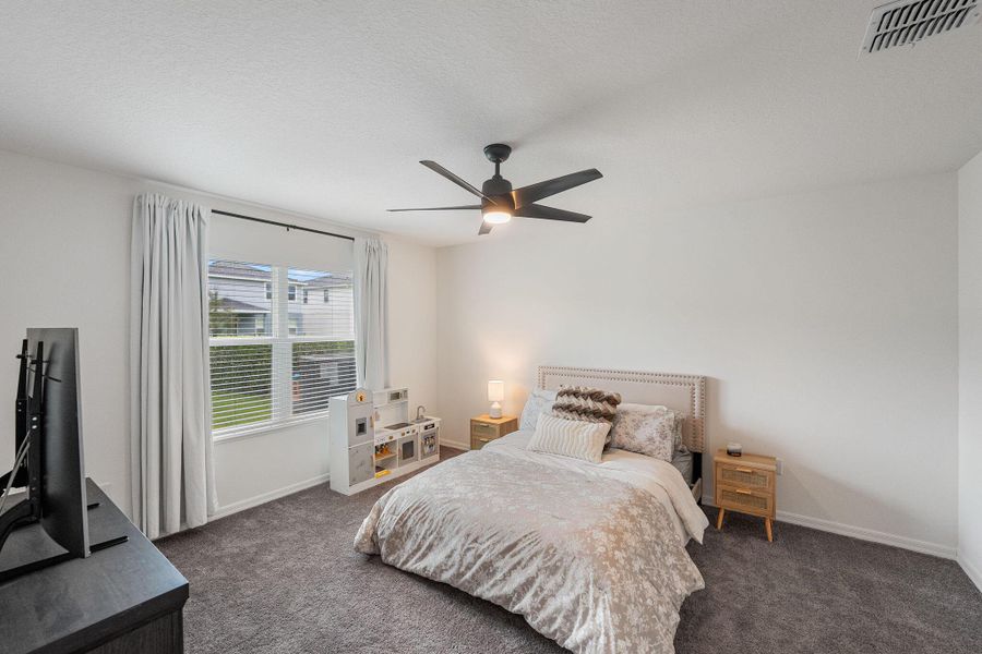 Furnished interior view inside a new home in , Port St. Lucie (Image 35).