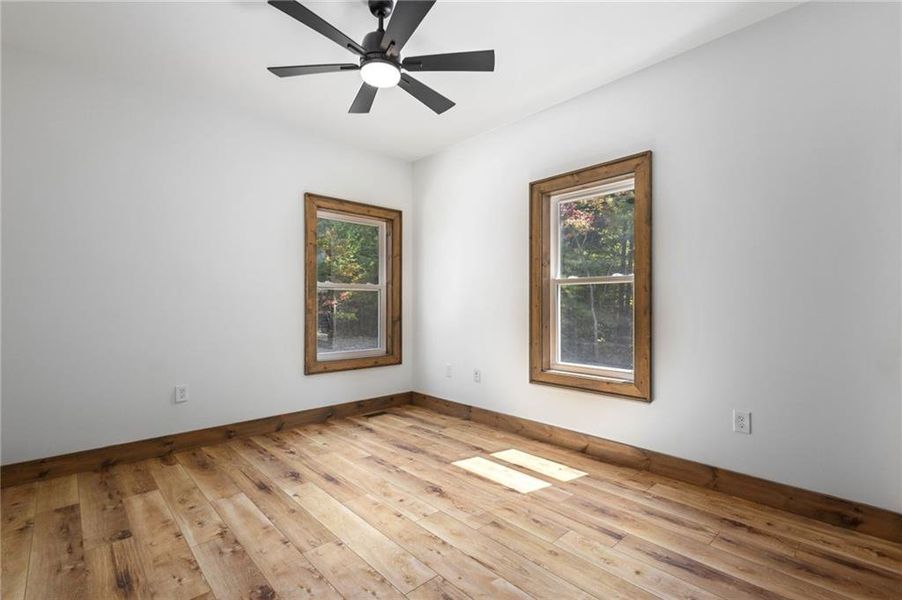 Spacious, unfurnished interior of a new home in , Ellijay (Image 33).