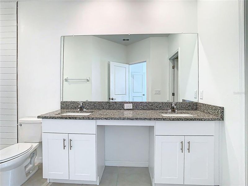 Furnished interior view inside a new home in , Wesley Chapel (Image 10).