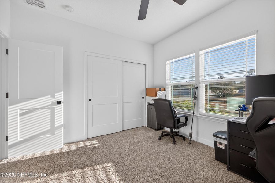 Furnished interior view inside a new home in , Middleburg (Image 16).